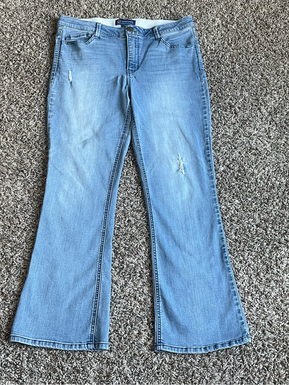 Democracy “Ab”Solution Light Blue Flare Jeans with Subtle Distress Size 12P